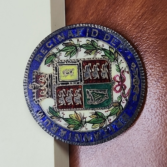Masonic Enamel Coin - Picture 1 of 3